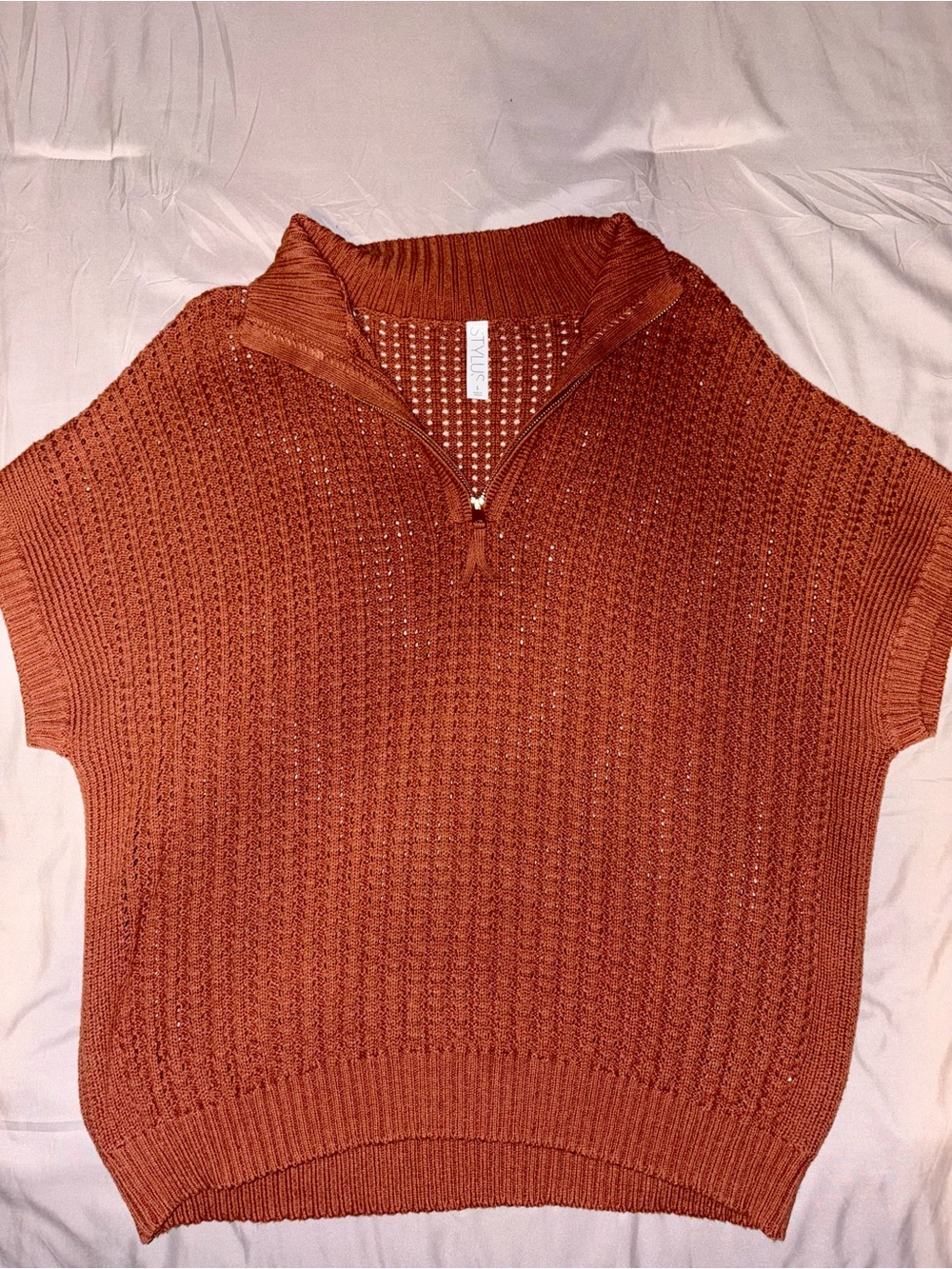 STYLUS Rust Half-Zip V-Neck Knit Sweater